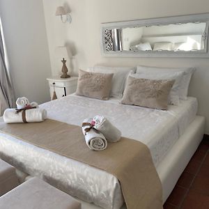 Deluxe Zimmer mit Kingsize-Bett